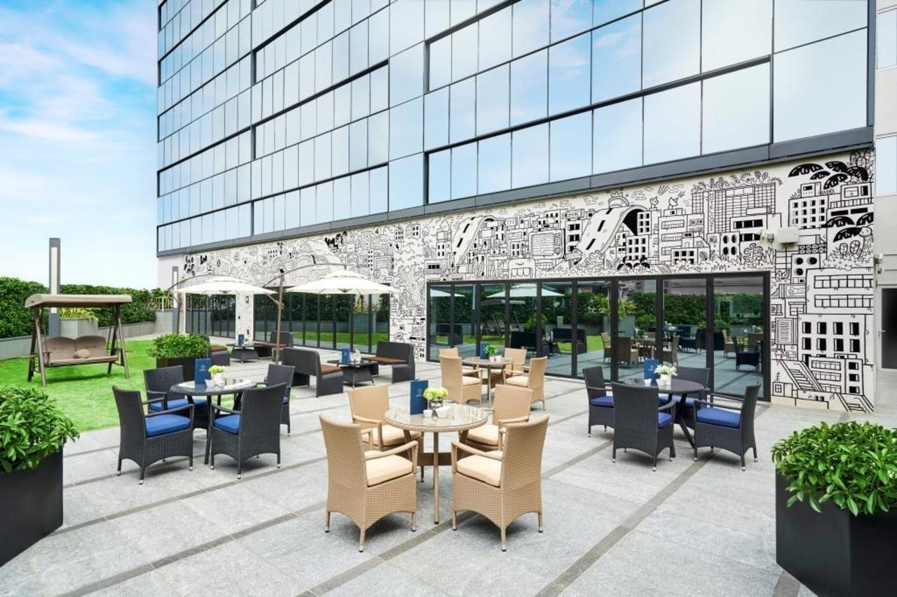 Hotel Cozi Oasis Гонконг Экстерьер фото